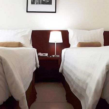 Park Hotel Cawang Jakarta Exteriör bild