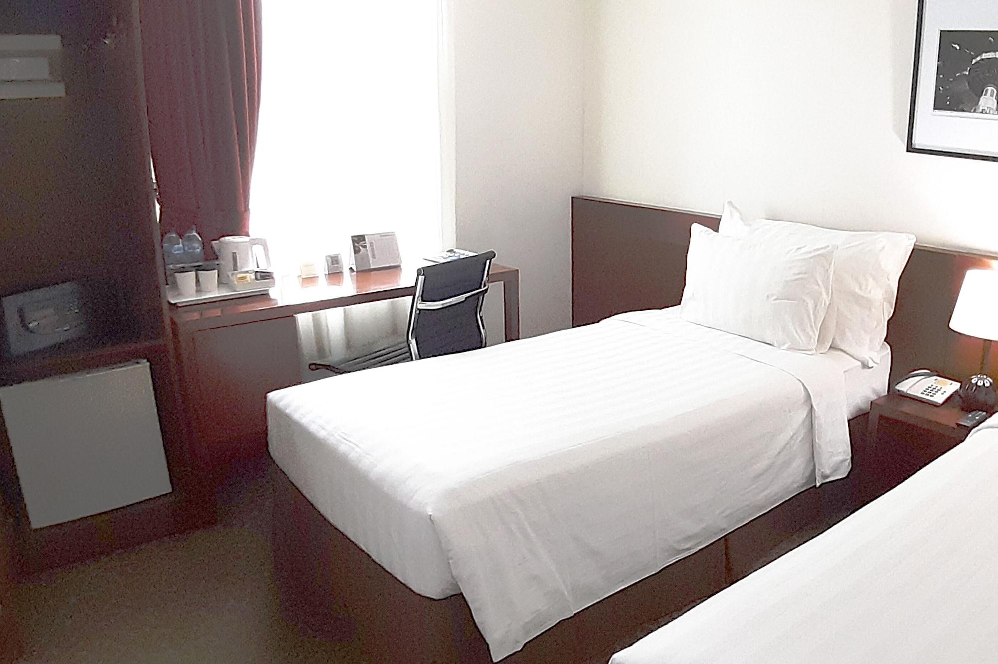 Park Hotel Cawang Jakarta Exteriör bild