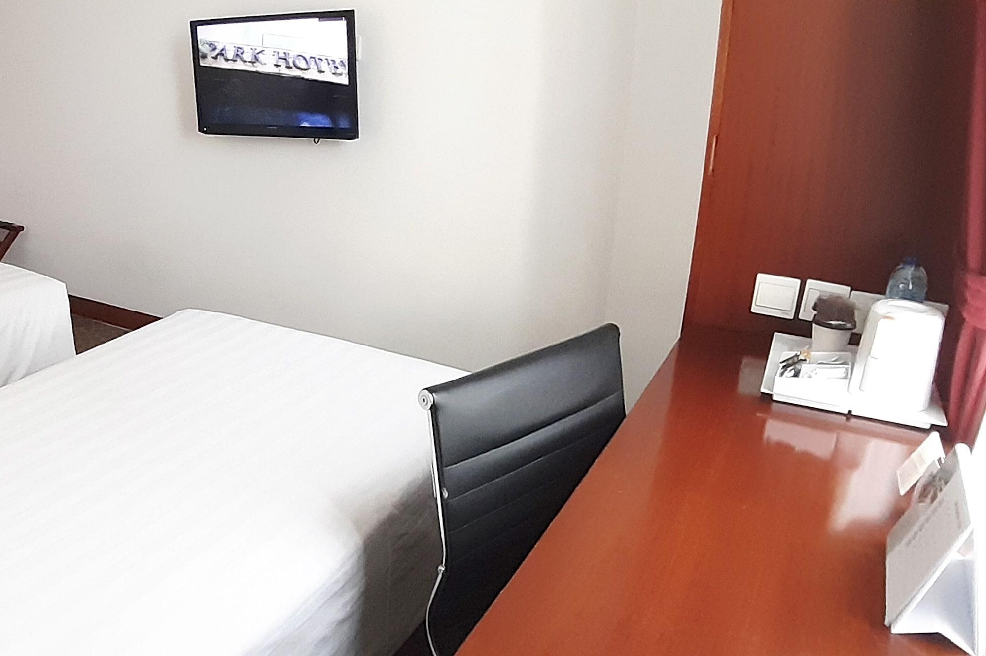 Park Hotel Cawang Jakarta Exteriör bild