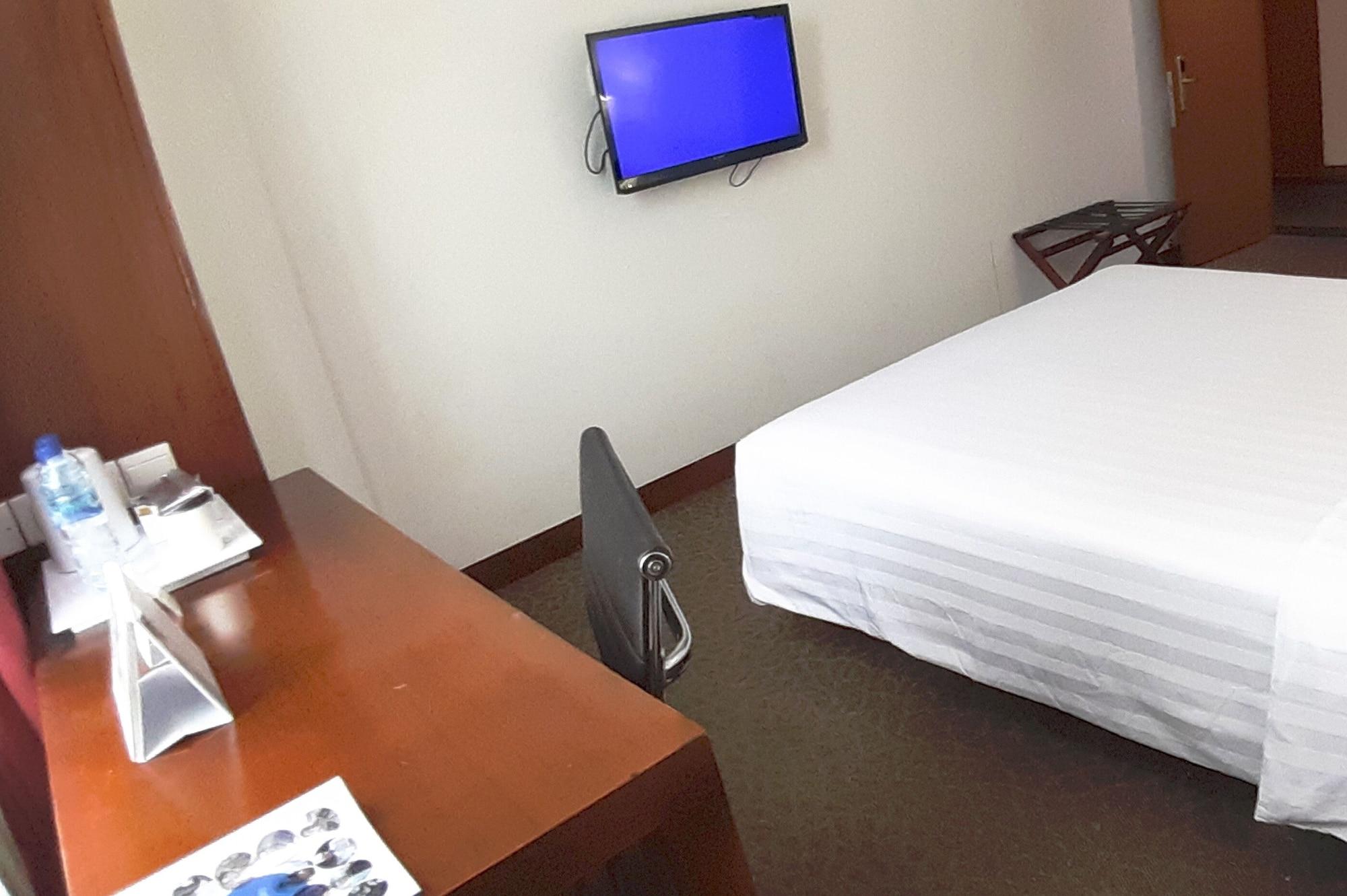 Park Hotel Cawang Jakarta Exteriör bild