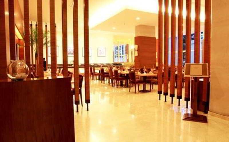 Park Hotel Cawang Jakarta Exteriör bild
