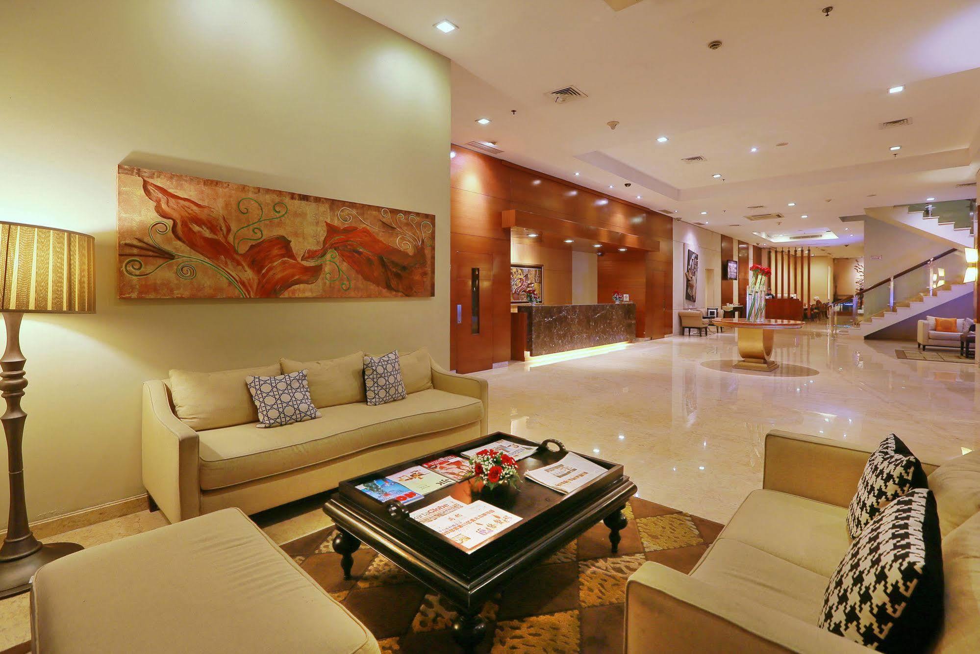 Park Hotel Cawang Jakarta Exteriör bild