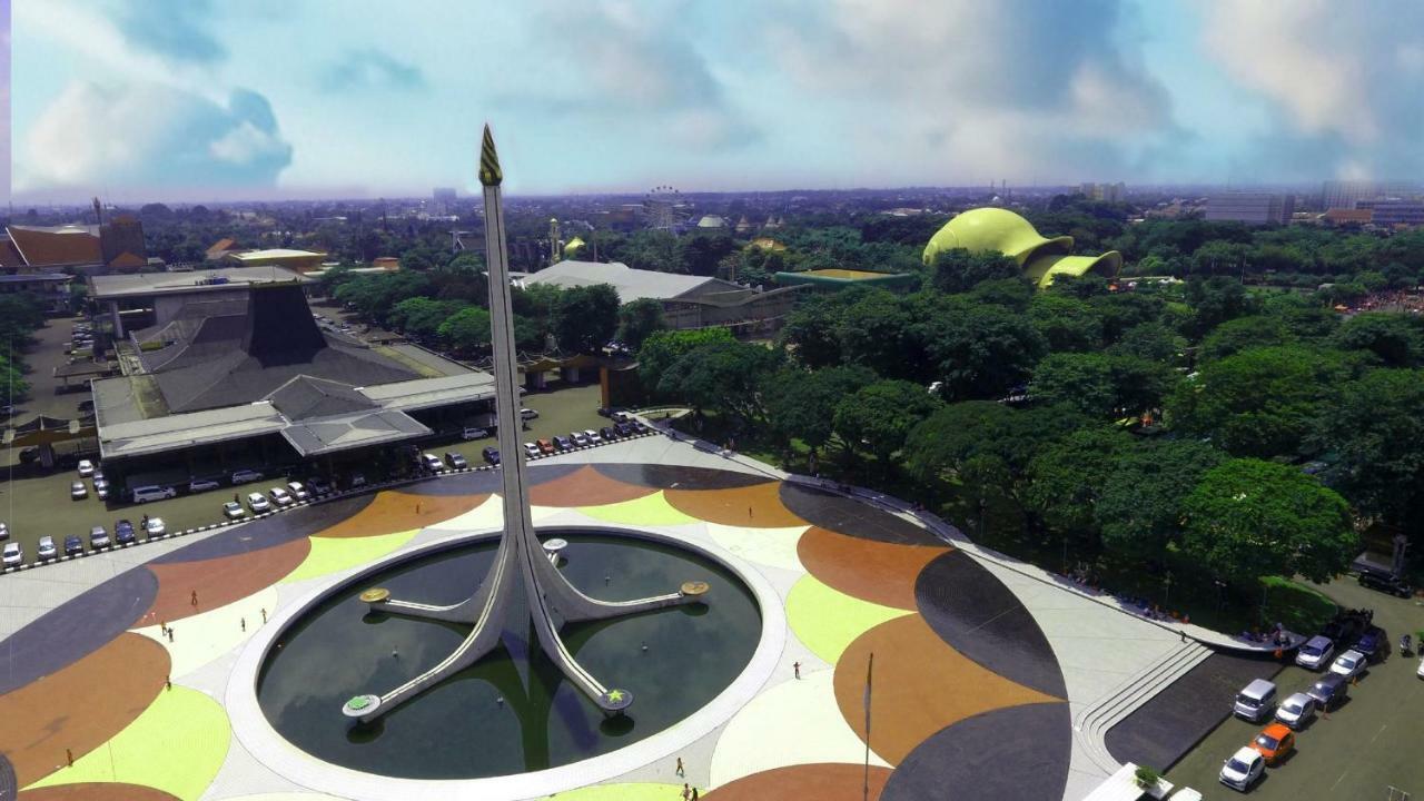 Park Hotel Cawang Jakarta Exteriör bild